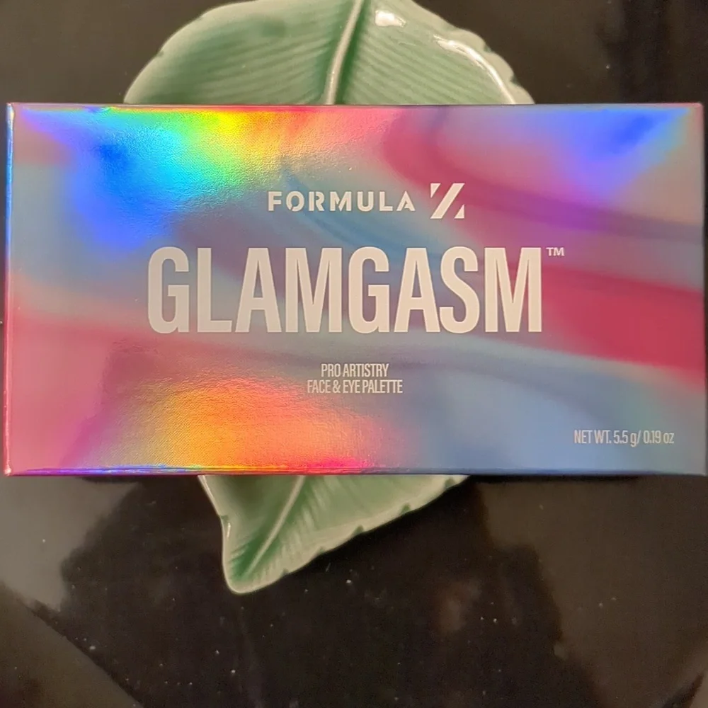 NWT Eyeshadow Palette